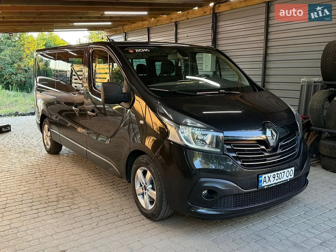 Renault Trafic 2016 photo 2