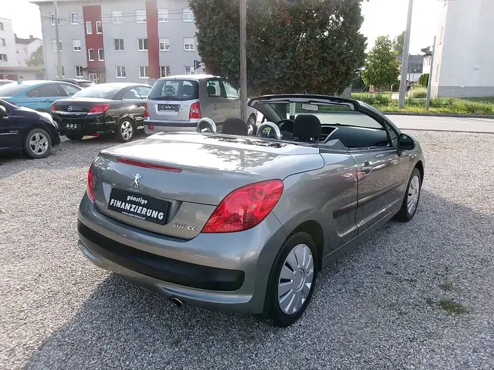 Peugeot 207 2009 photo 3