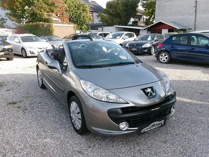 Peugeot 207 2009 photo 2