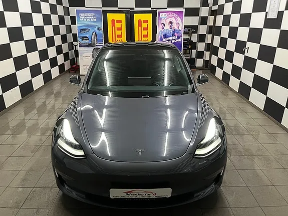 Tesla Model 3 2019 photo 4