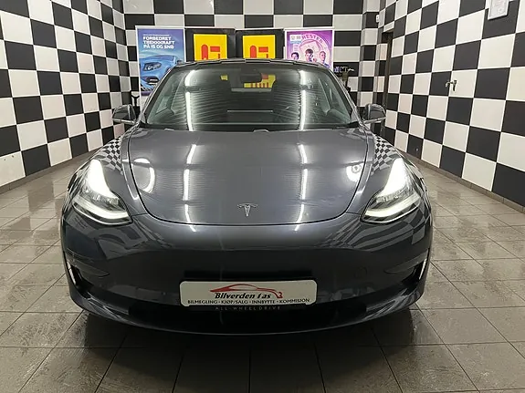 Tesla Model 3 2019 photo 3