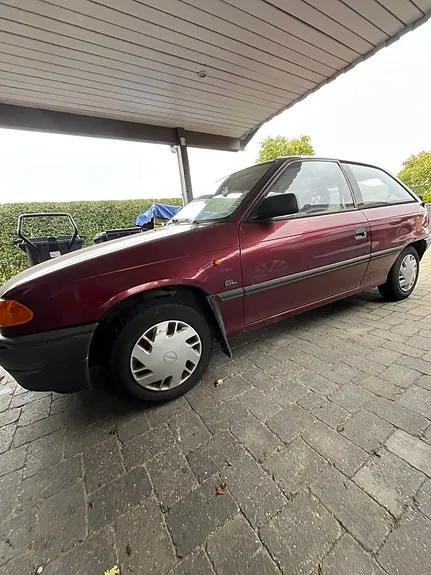 Opel Astra 1992 photo 5