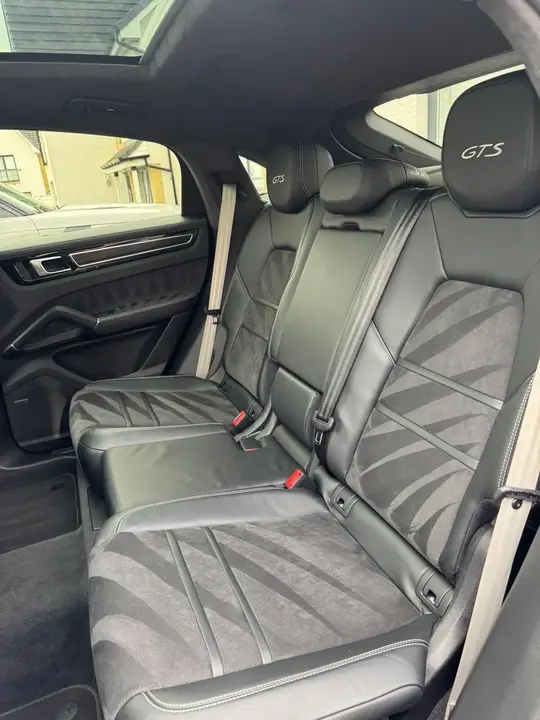 Porsche Cayenne 2022 photo 3