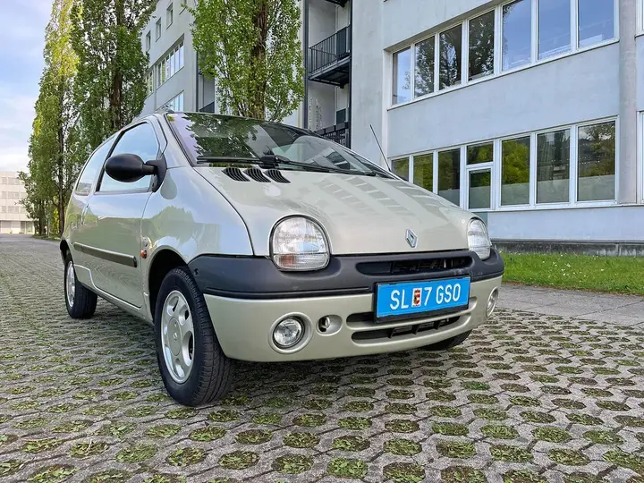 Renault Twingo 2000 photo 2