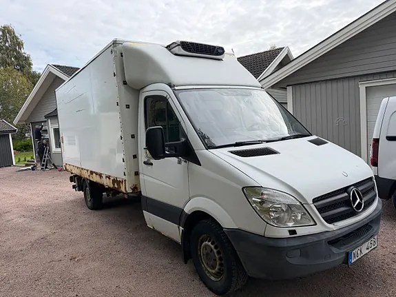 Mercedes-Benz Sprinter 2013 photo 2