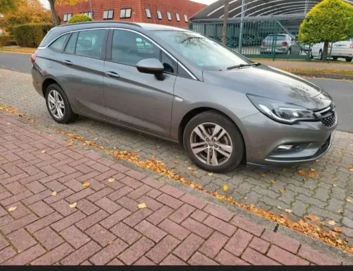Opel Astra Sports Tourer