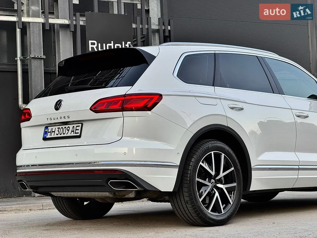 Volkswagen Touareg 2023 photo 5