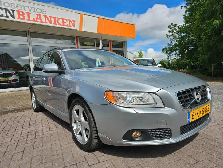 Volvo V70 2013 photo 3