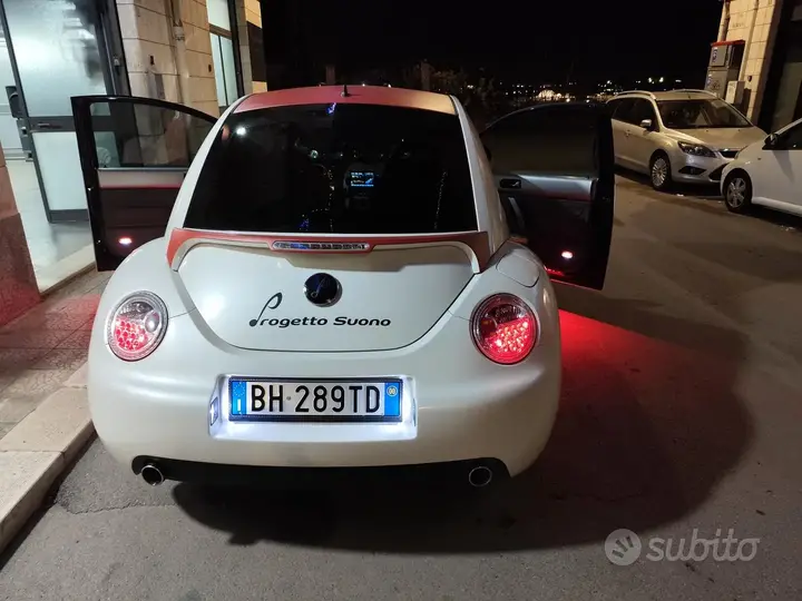 Volkswagen New Beetle 2000 photo 5