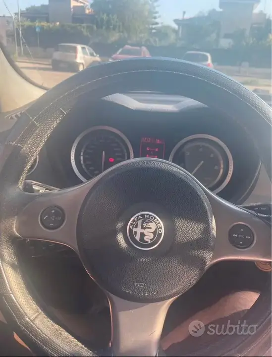 Alfa Romeo 159 2010 photo 3