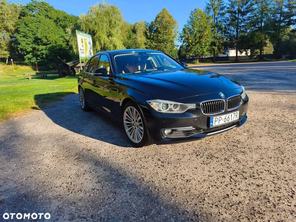 BMW F30