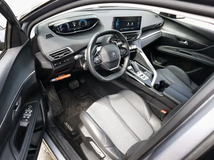 Peugeot 3008 2022 photo 3