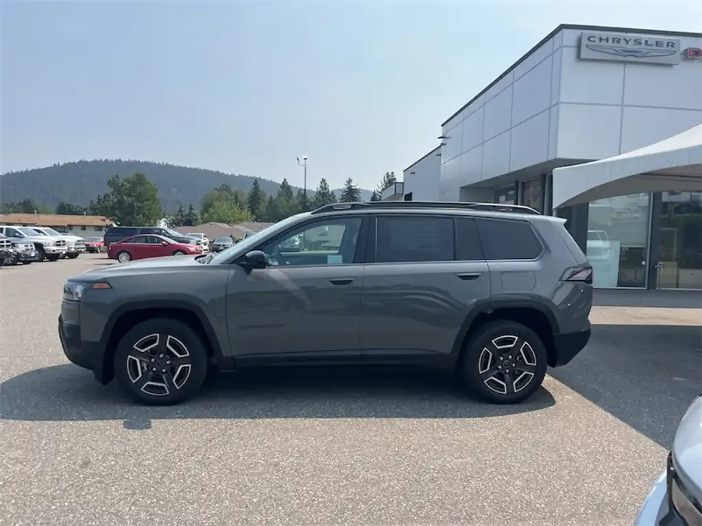 Jeep Cherokee 2026 photo 2