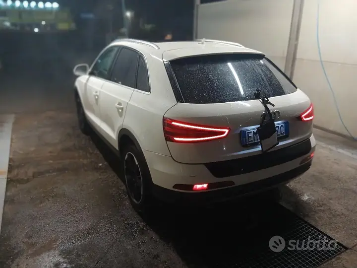 Audi Q3 2012 photo 5