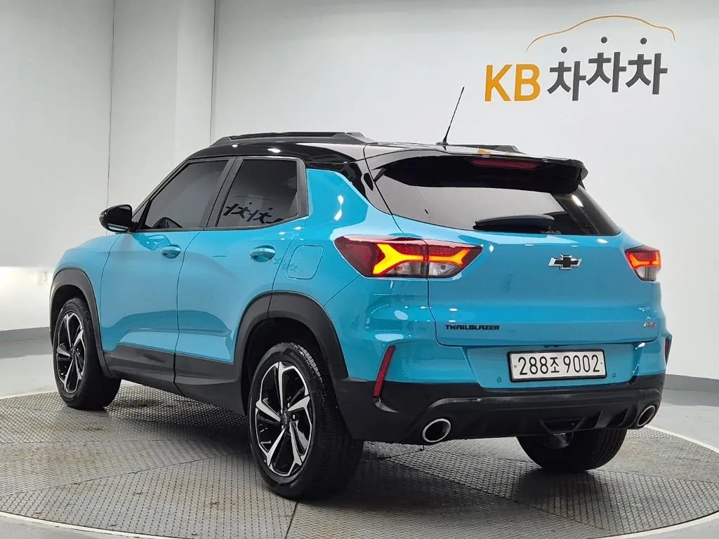 Chevrolet Trailblazer 2021 photo 2