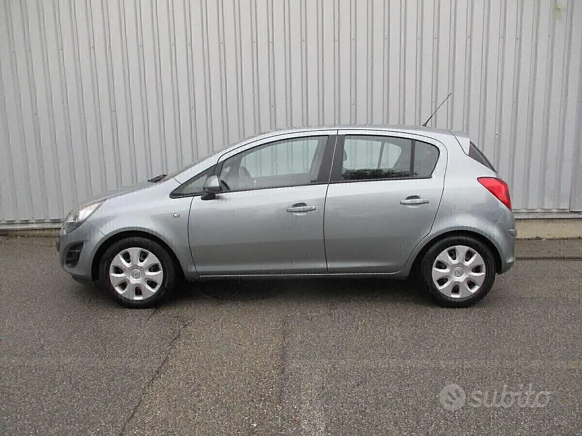 Opel Corsa 2015 photo 2