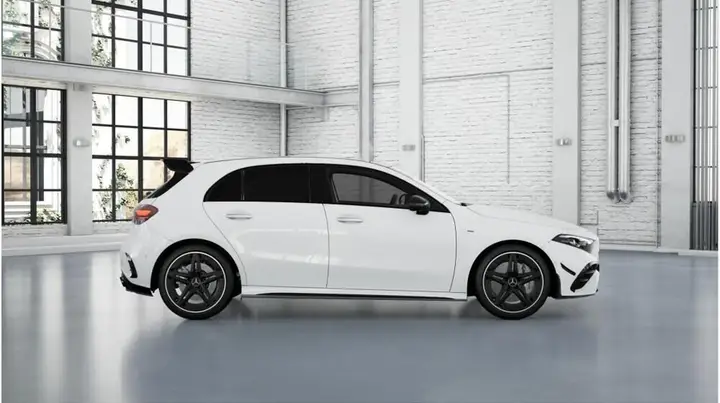 Mercedes-Benz A-Class photo 3