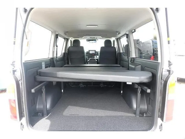 Toyota Hiace Van 2026 photo 5