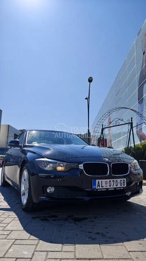 BMW 320D 2012 photo 2