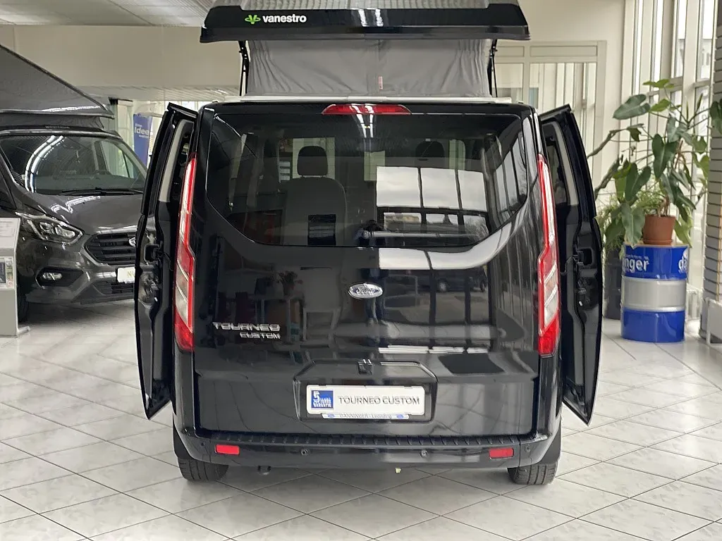 Ford Tourneo 2023 photo 2