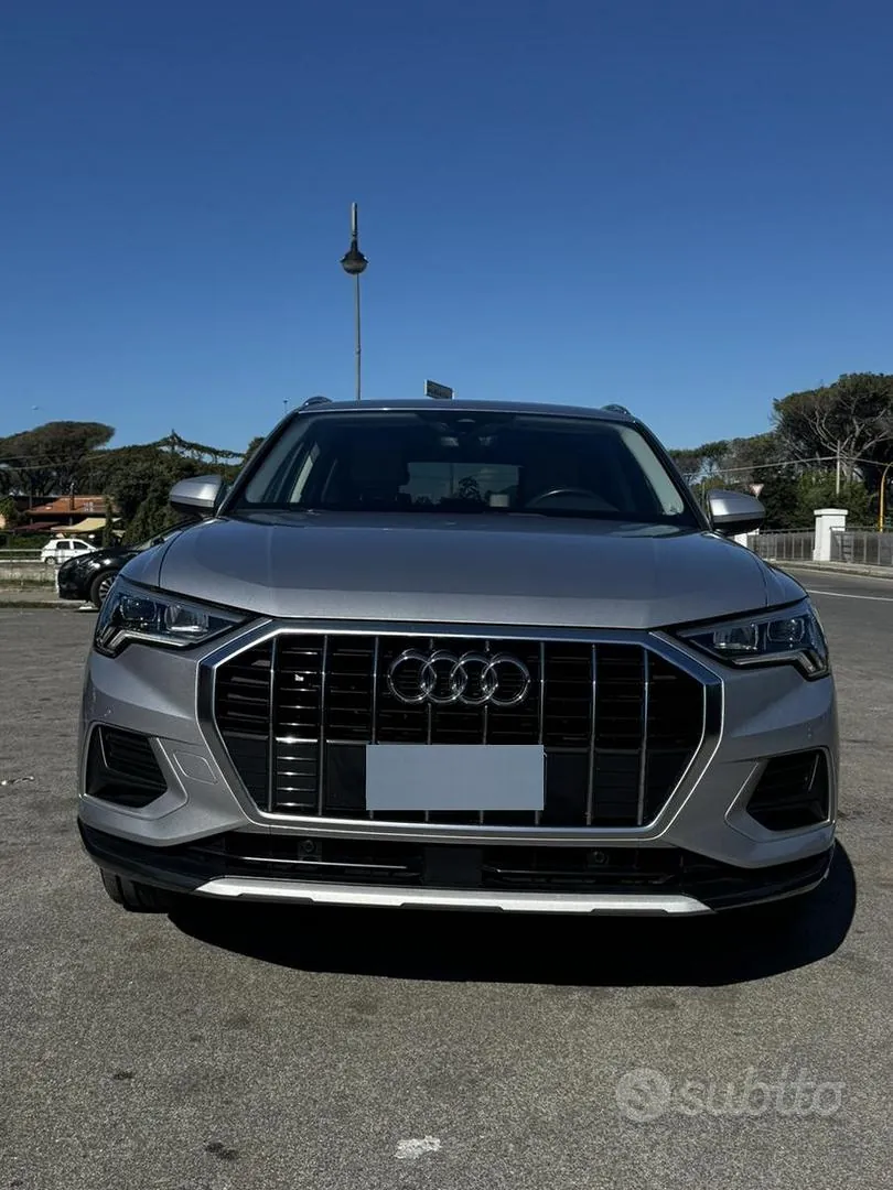 Audi Q3 2023 photo 2