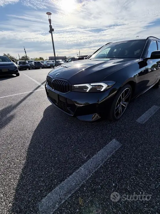 BMW 320D 2023 photo 2