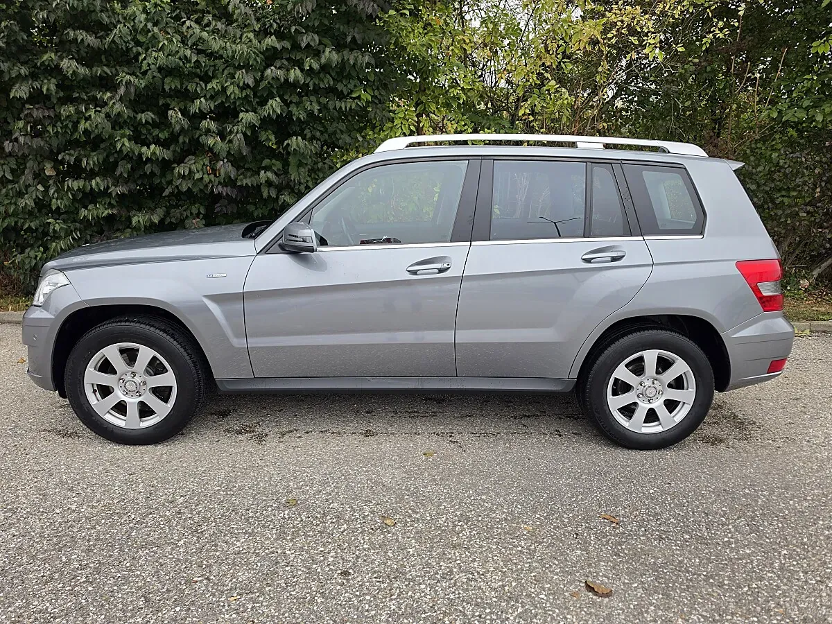 Mercedes-Benz Glk Class 2010 photo 2