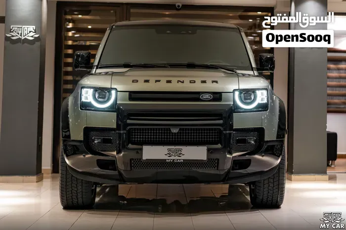 Land Rover Defender 2023 photo 2