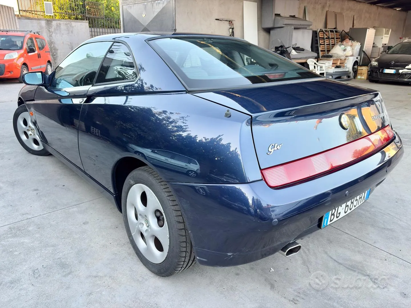 Alfa Romeo Gtv 2000 photo 4