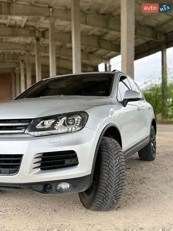 Volkswagen Touareg 2010 photo 2