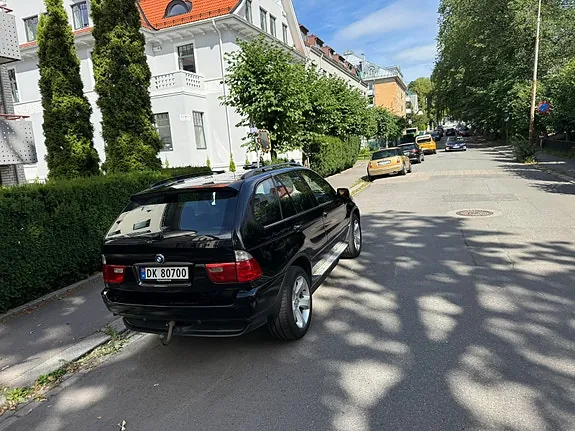 BMW X5 2004 photo 2