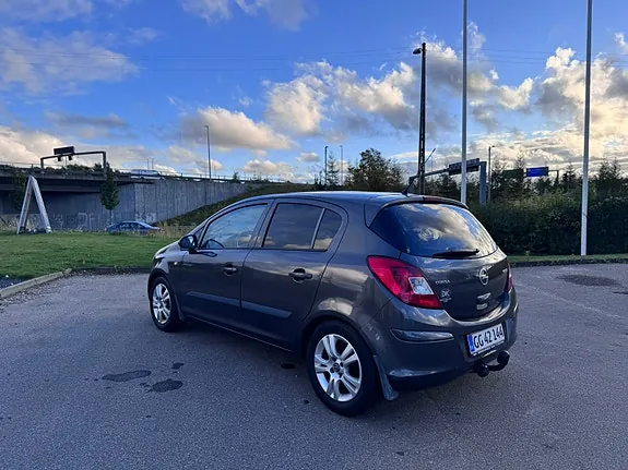 Opel Corsa 2011 photo 4