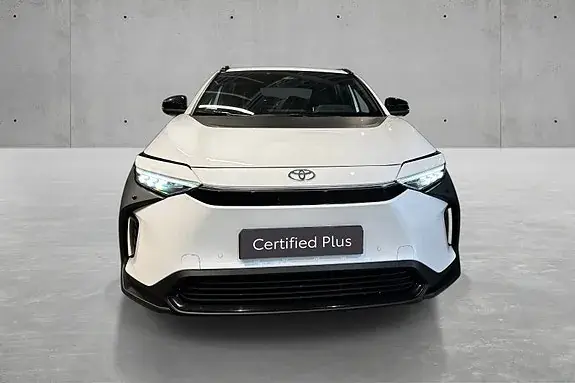 Toyota Bz4X 2023 photo 3