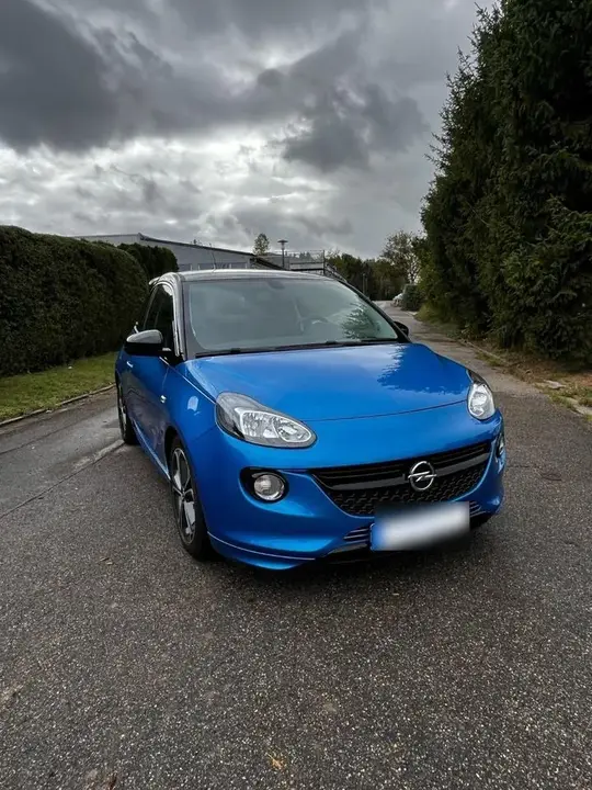 Opel Adam