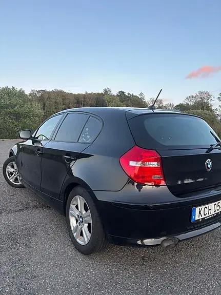 BMW 118D 2010 photo 4