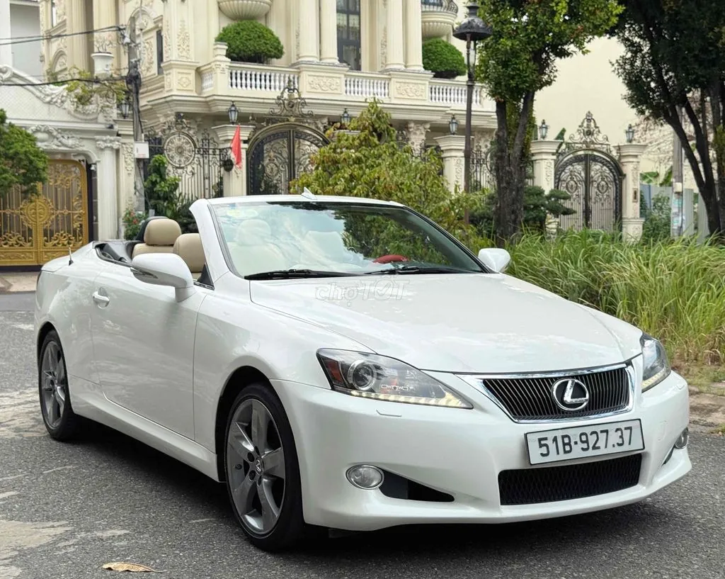 Lexus Is 2010 photo 3