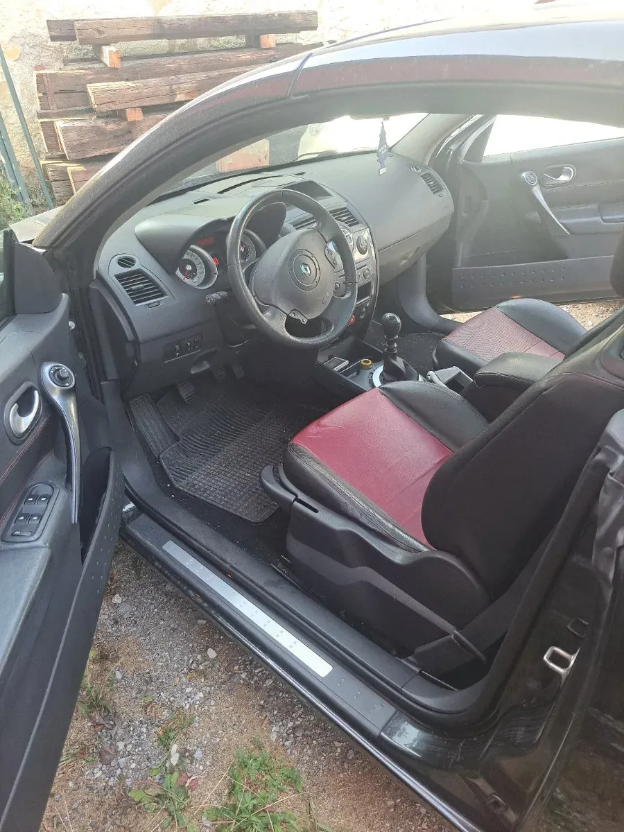 Renault Megane 2005 photo 2