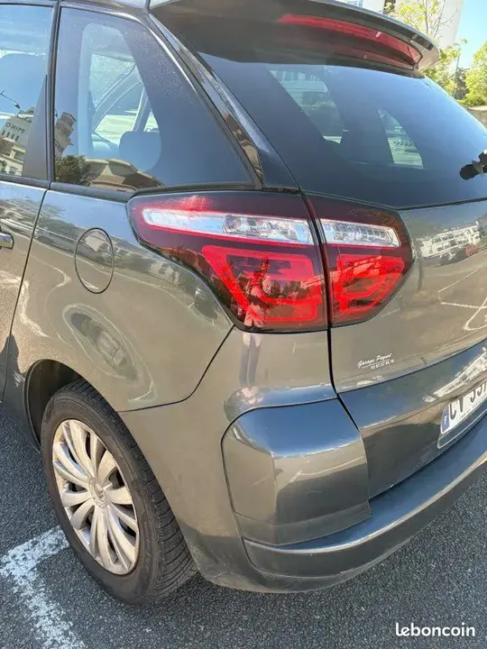 Citroen C4 Picasso 2013 photo 4