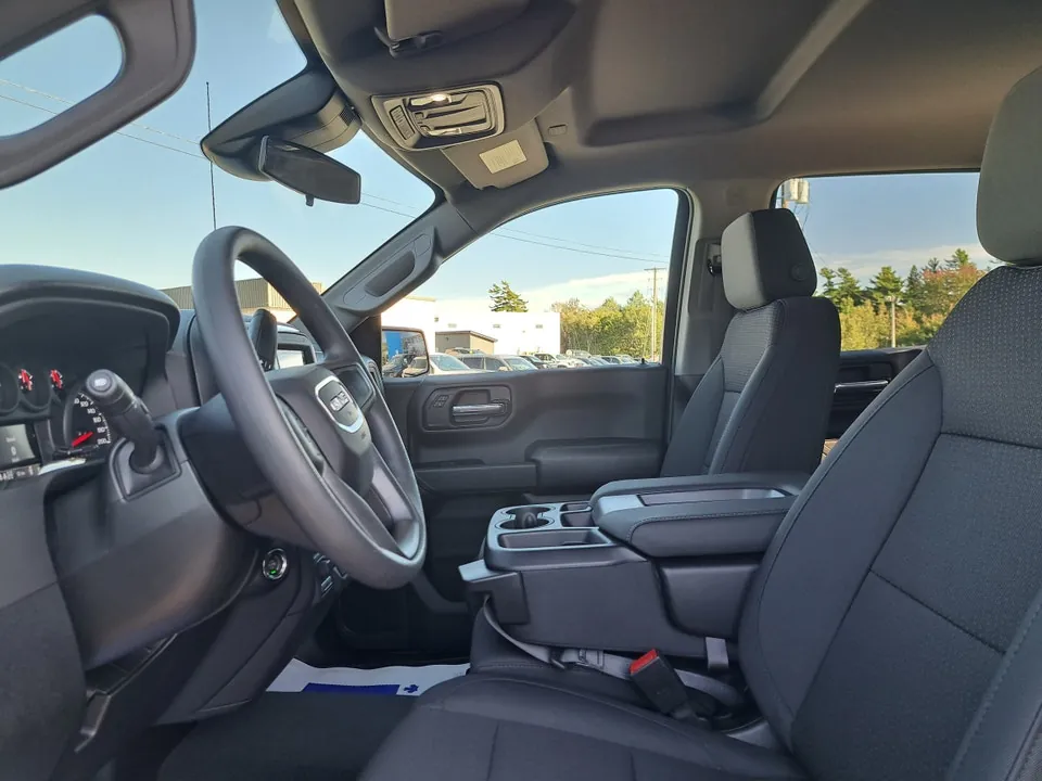 GMC Sierra 1500 2026 photo 2