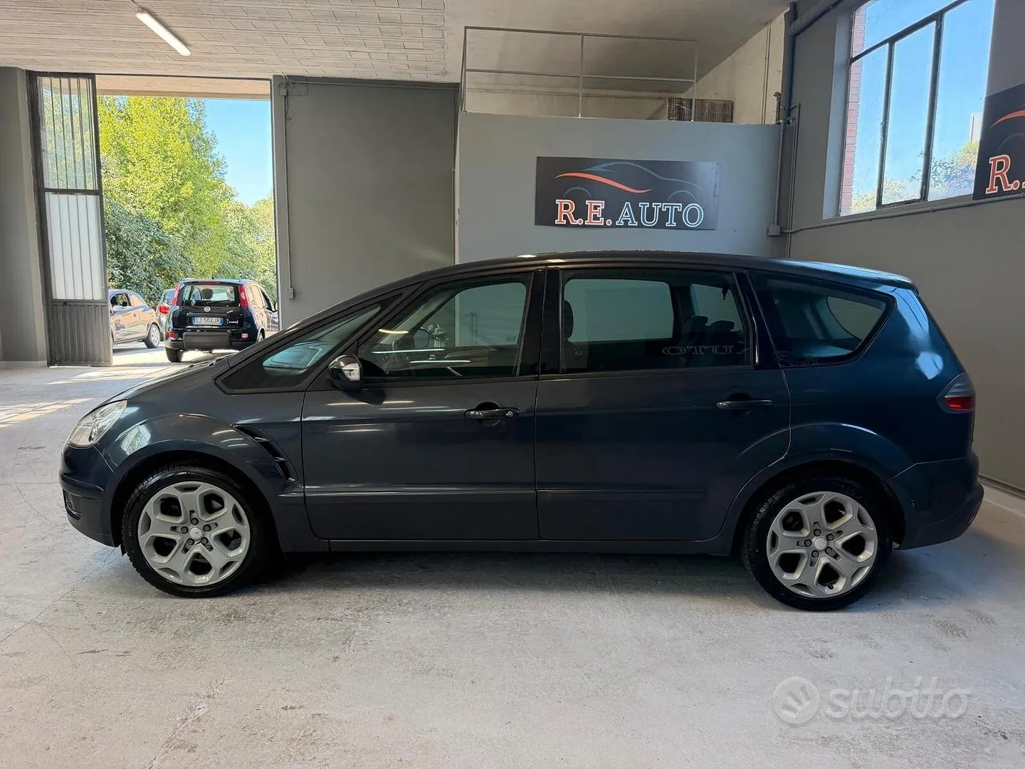 Ford S-Max 2007 photo 2