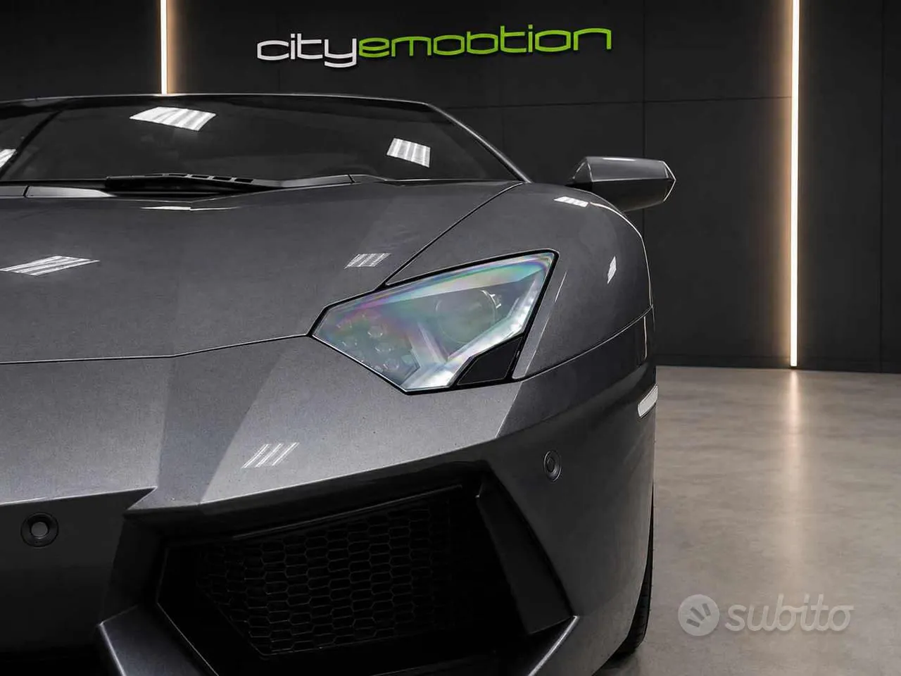 Lamborghini Aventador 2013 photo 5