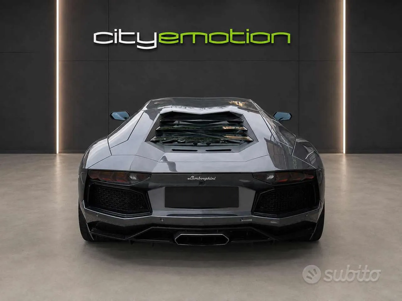 Lamborghini Aventador 2013 photo 3