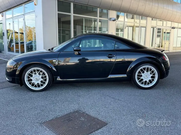 Audi Tt 2001 photo 3
