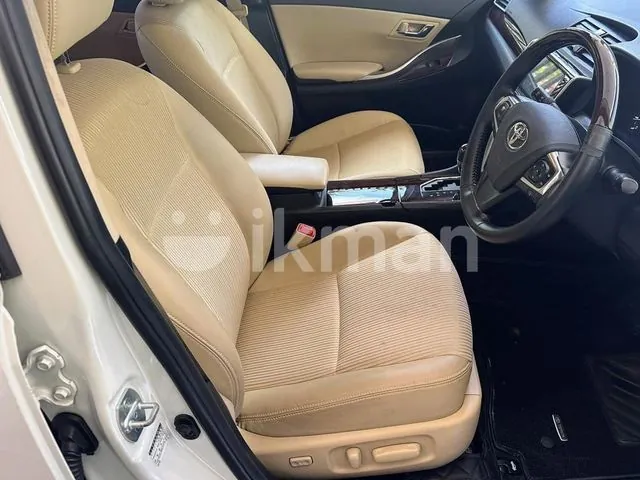 Toyota Premio 2018 photo 5