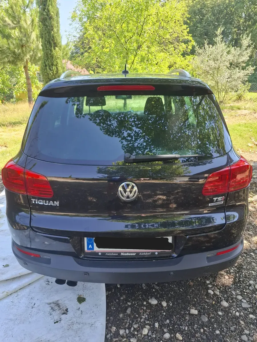 Volkswagen Tiguan 2012 photo 2