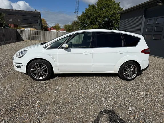 Ford S-Max 2012 photo 3