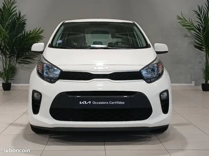 Kia Picanto 2022 photo 2