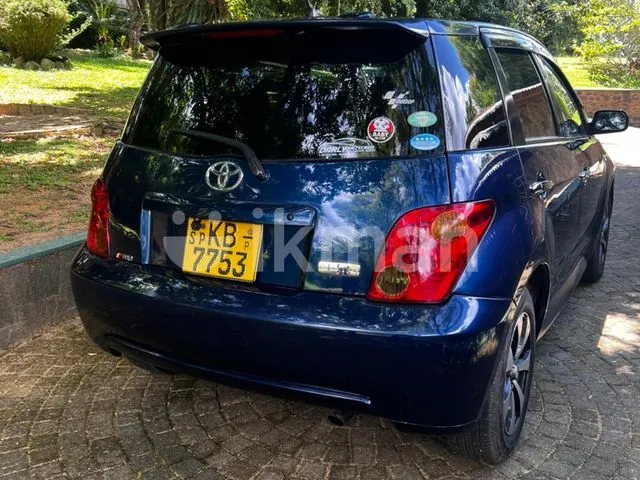 Toyota Ist 2003 photo 5