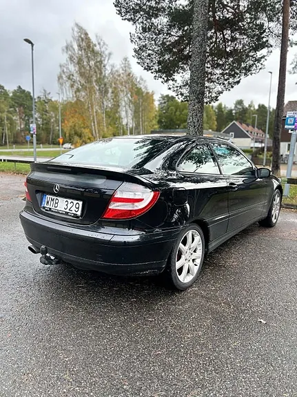 Mercedes-Benz C200 2005 photo 4