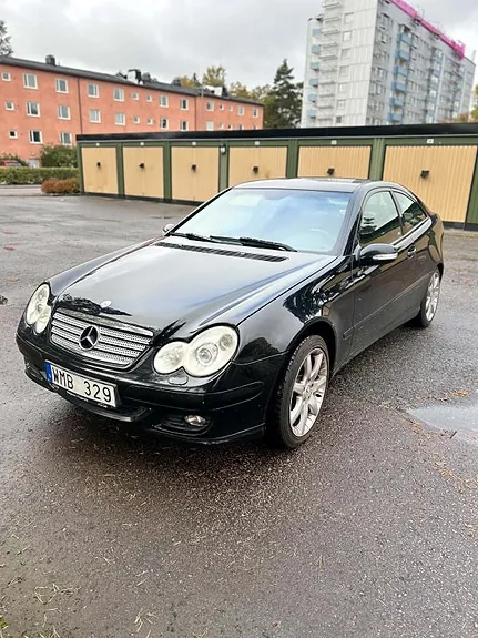 Mercedes-Benz C200